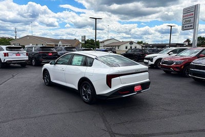2026 Kia K4 LXS