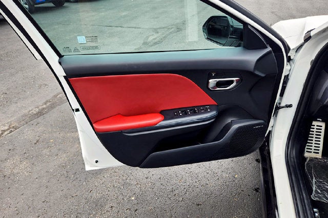 2026 Kia K4 GT-Line Turbo - Photo 10