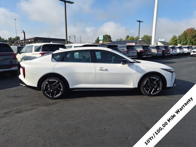2025 Kia K4 GT-Line