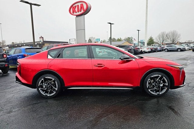 2025 Kia K4 GT-Line