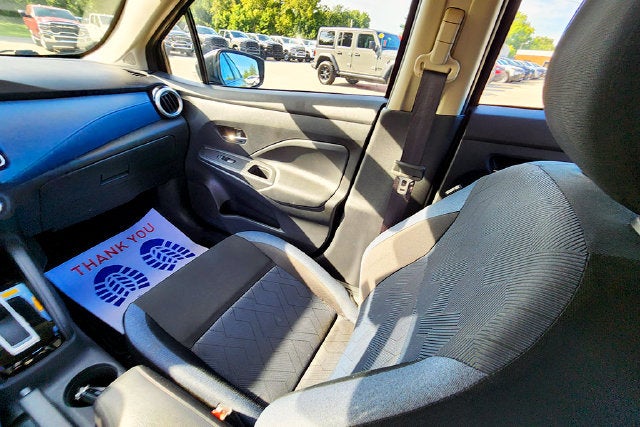 2025 Nissan Versa SV