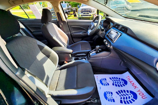 2025 Nissan Versa SV