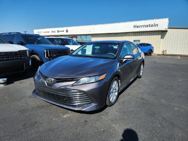 2018 Toyota Camry LE