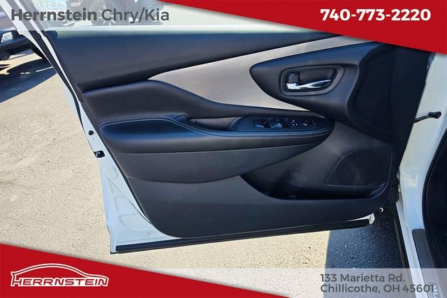 2023 Nissan Murano SV