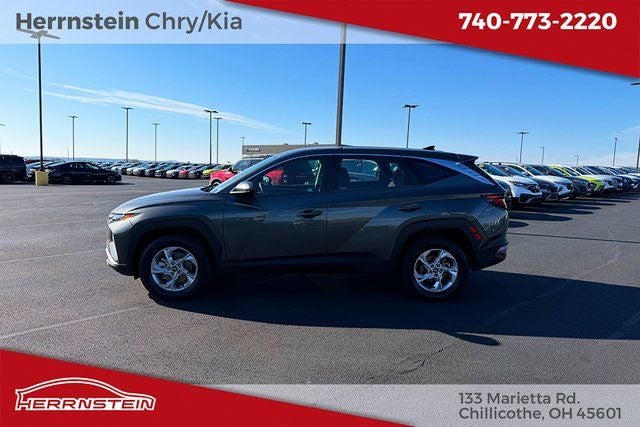 2022 Hyundai Tucson SE