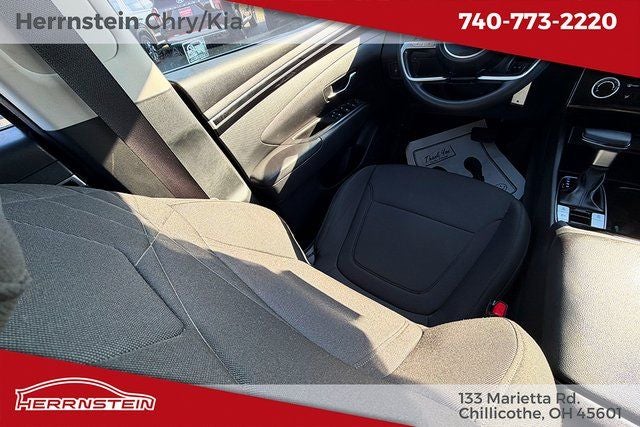 2022 Hyundai Tucson SE