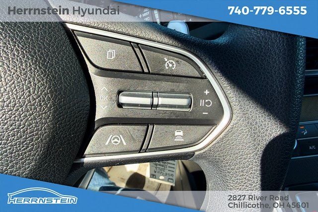 2023 Hyundai Santa Fe SE