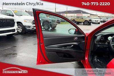 2022 Hyundai Elantra Limited