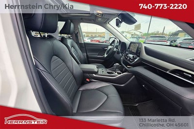 2023 Toyota Highlander L