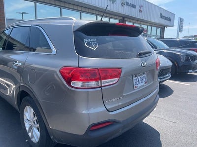 2017 Kia Sorento LX