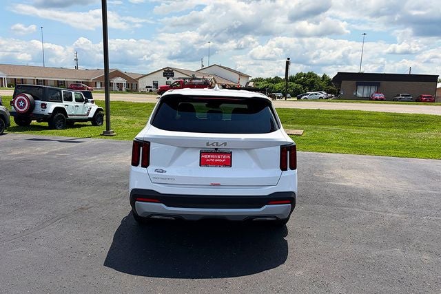 2026 Kia Sorento LX