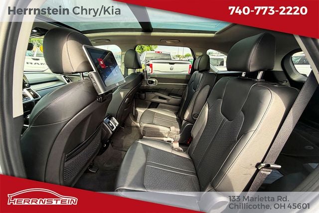 2022 Kia Sorento SX