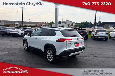 2023 Toyota Corolla Cross LE