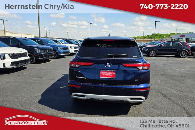 2024 Mitsubishi Outlander SE