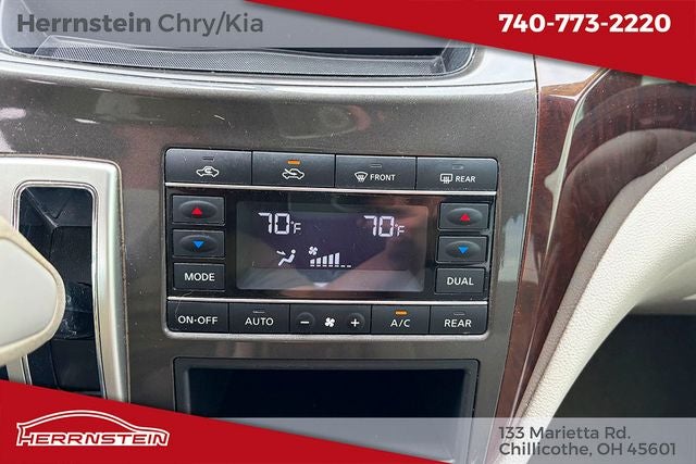 2015 Nissan Quest SV