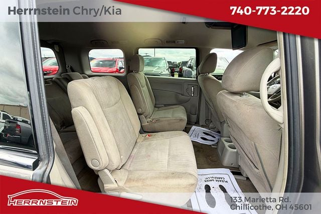 2015 Nissan Quest SV
