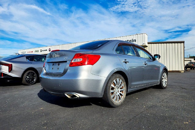 2010 Suzuki Kizashi SE