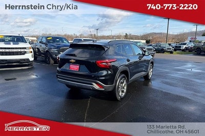 2025 Chevrolet Trax LT