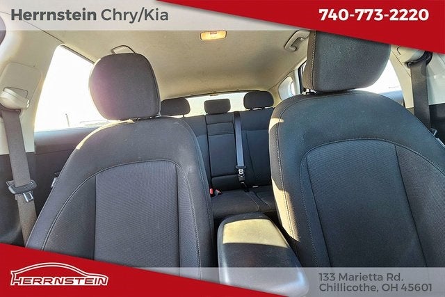 2025 Hyundai Kona SE