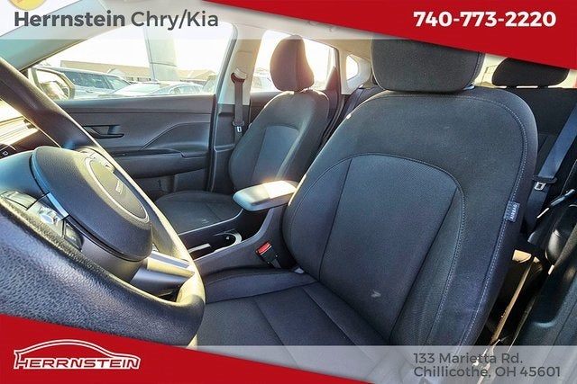 2025 Hyundai Kona SE