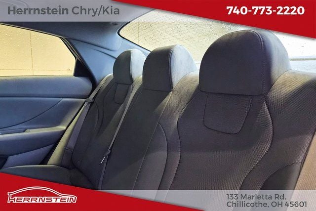 2024 Hyundai Elantra SE