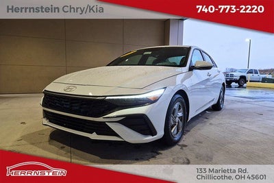 2024 Hyundai Elantra SE
