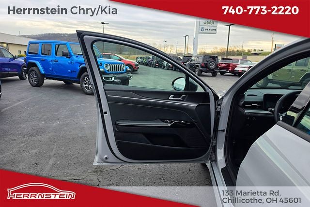 2025 Kia K5 GT