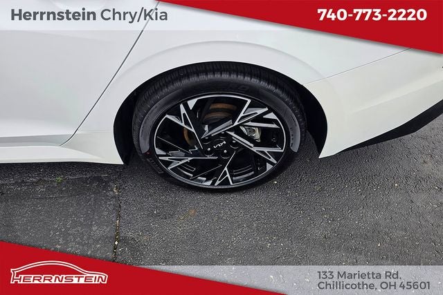2025 Kia K5 GT-Line