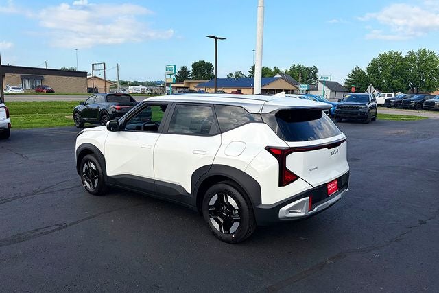 2027 Kia Seltos LX