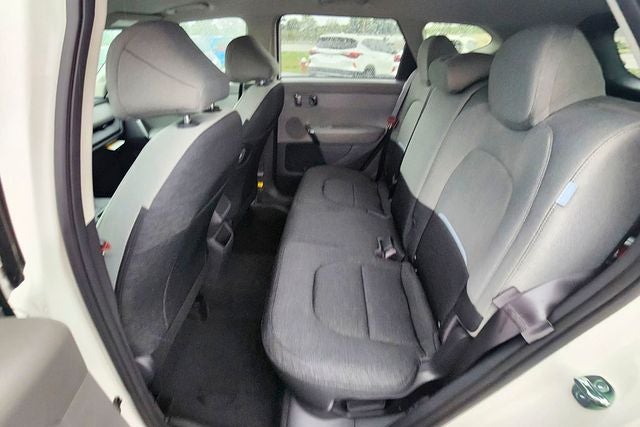 2027 Kia Seltos LX