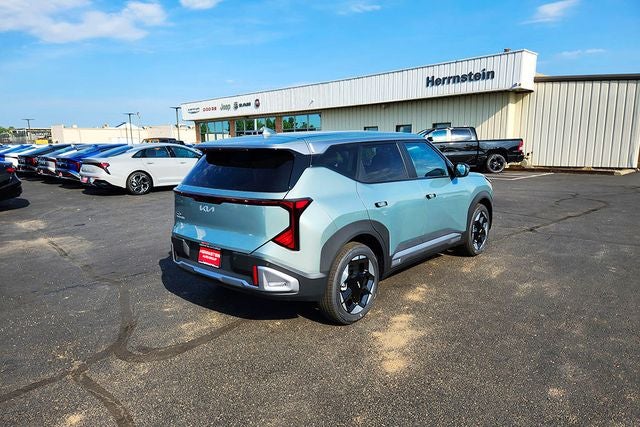 2027 Kia Seltos S
