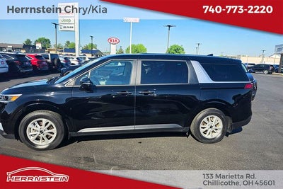 2024 Kia Carnival LX