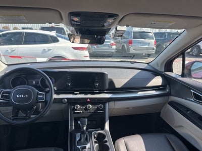 2024 Kia Carnival LX