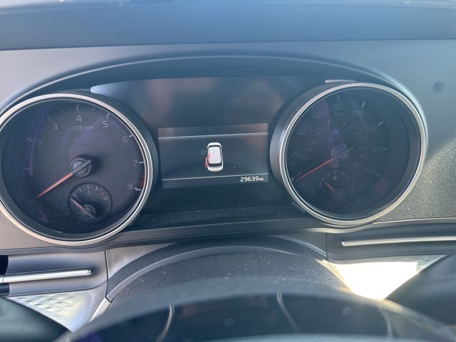 2024 Kia Carnival LX