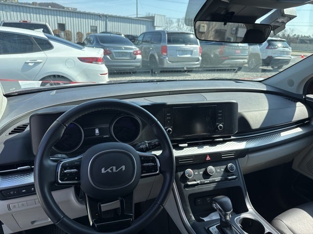 2024 Kia Carnival LX