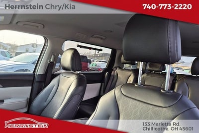 2024 Kia Carnival LX