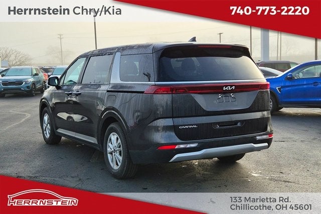 2024 Kia Carnival LX