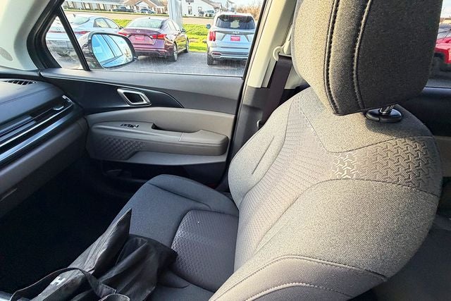 2026 Kia Carnival LX