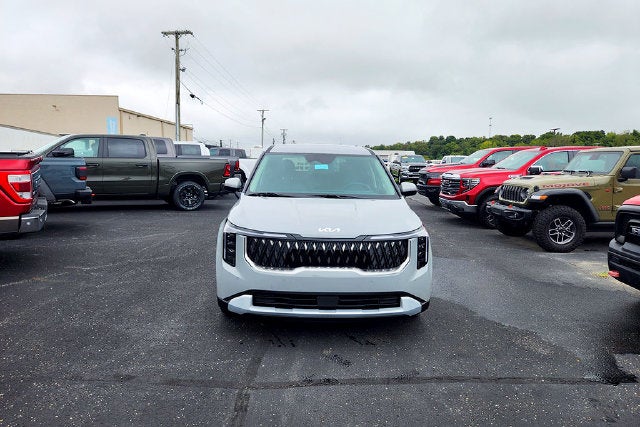 2027 Kia Carnival LX