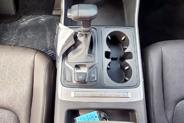 2027 Kia Carnival LXS