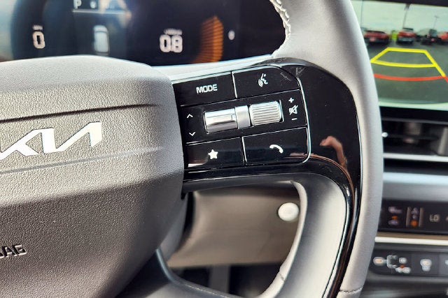 2027 Kia Carnival LXS