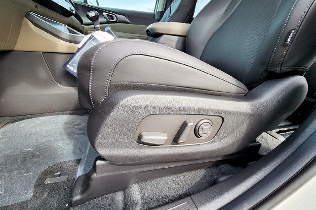 2027 Kia Carnival LXS