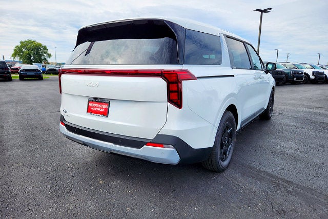 2027 Kia Carnival LXS