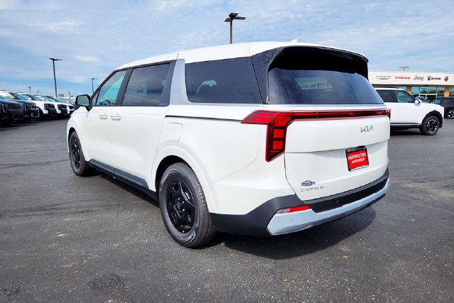 2027 Kia Carnival LXS