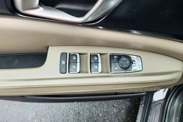 2027 Kia Carnival LX