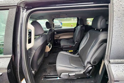2027 Kia Carnival LX