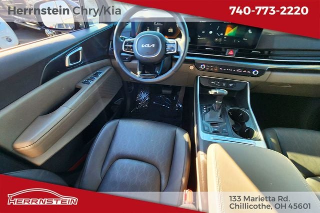 2025 Kia Carnival LXS
