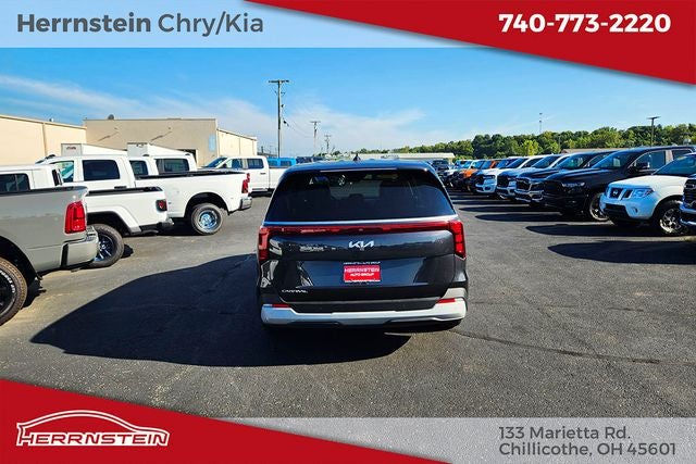 2025 Kia Carnival LXS