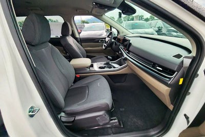 2027 Kia Carnival LX