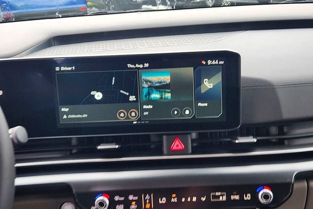 2027 Kia Carnival LX